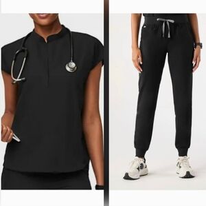 Figs Women's Black Scrub Top and Jogger Set